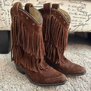 Shyanne Fringe Boots for Girls size 1